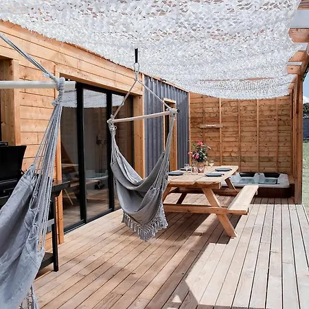 Tiny Contemporaine Et Cosy Avec Jacuzzi