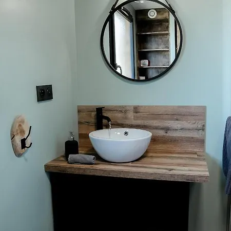 Casa vacanze Tiny Contemporaine Et Cosy Avec Jacuzzi *
